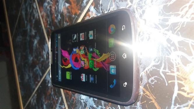 Telefon Archos