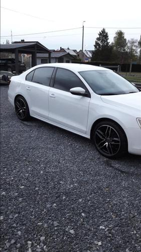 VW Jetta -12 