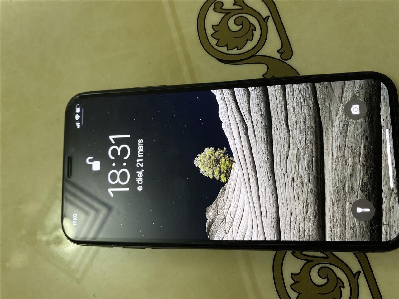 Iphone-X-64-gb