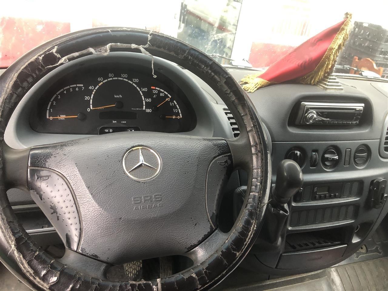 Mercedes-Sprinter