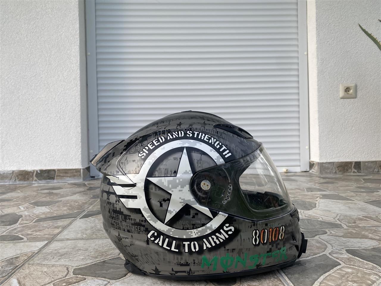 Helmet-
