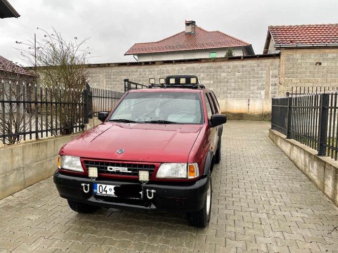 Opel frontera