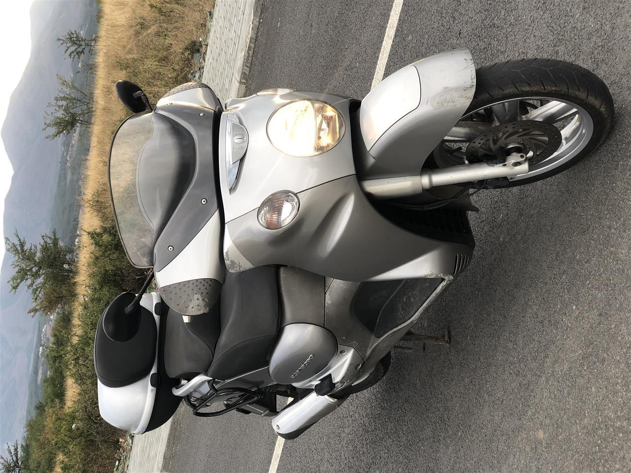 aprillia