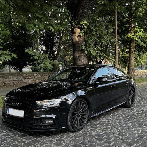 AUDI A5 3X-SLINE