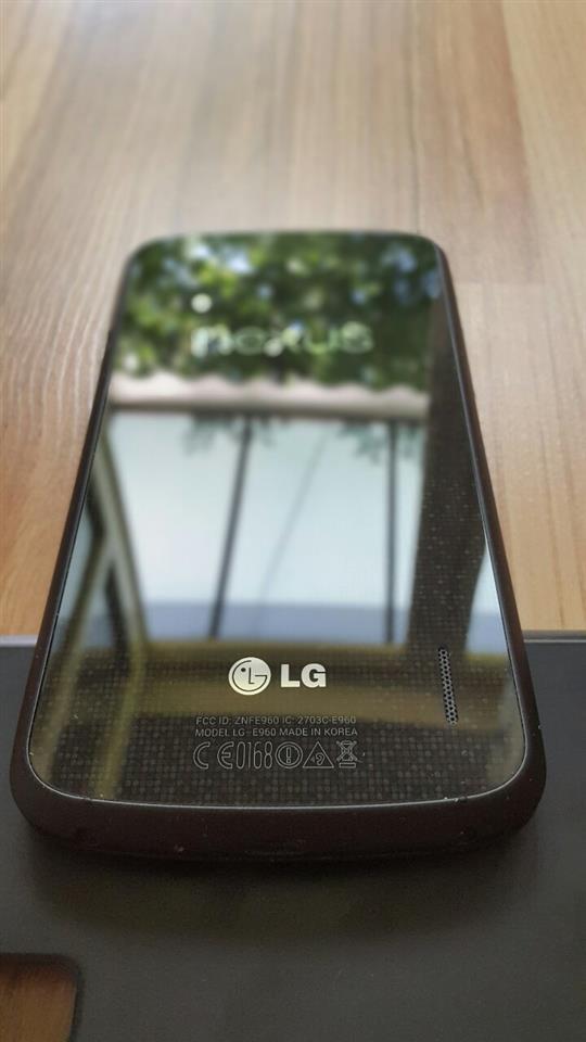 LG-NEXUS-4