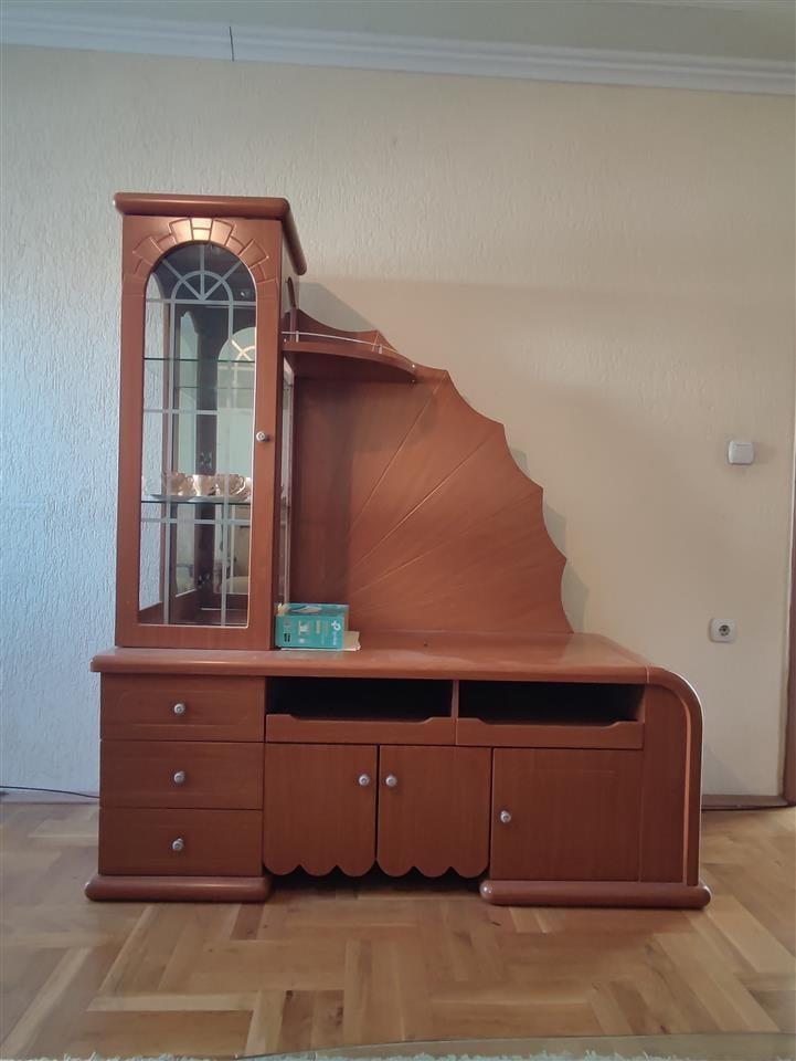 Komod-per-TV