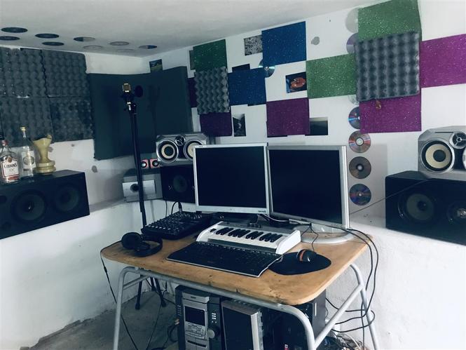 Pjes per Studio