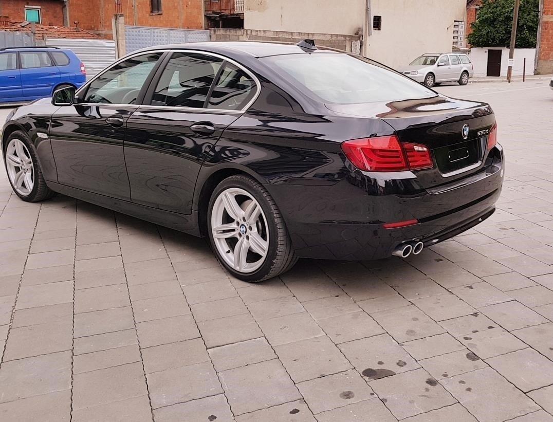 BMW-530--