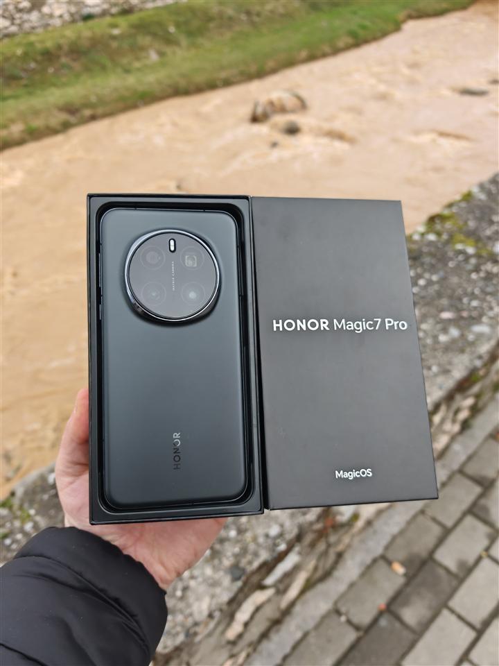Honor-Magic-7-Pro