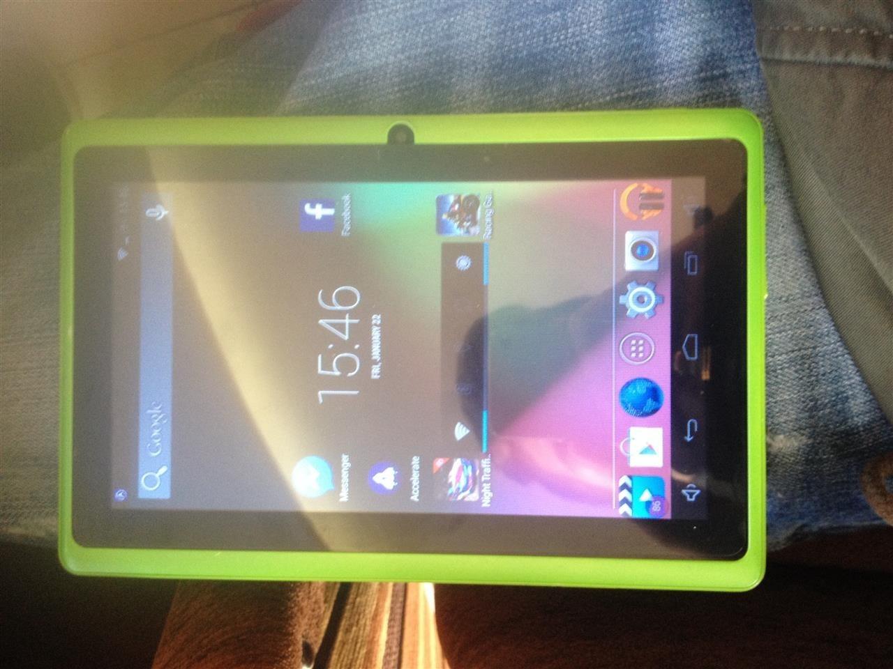 Tablet--android-shum-i-mir-