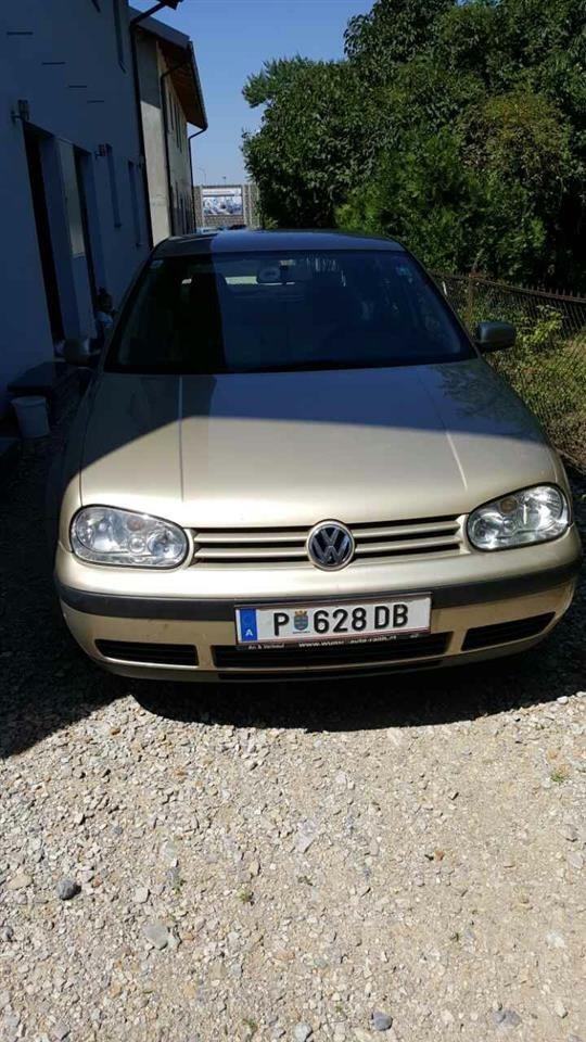 Golf-lV