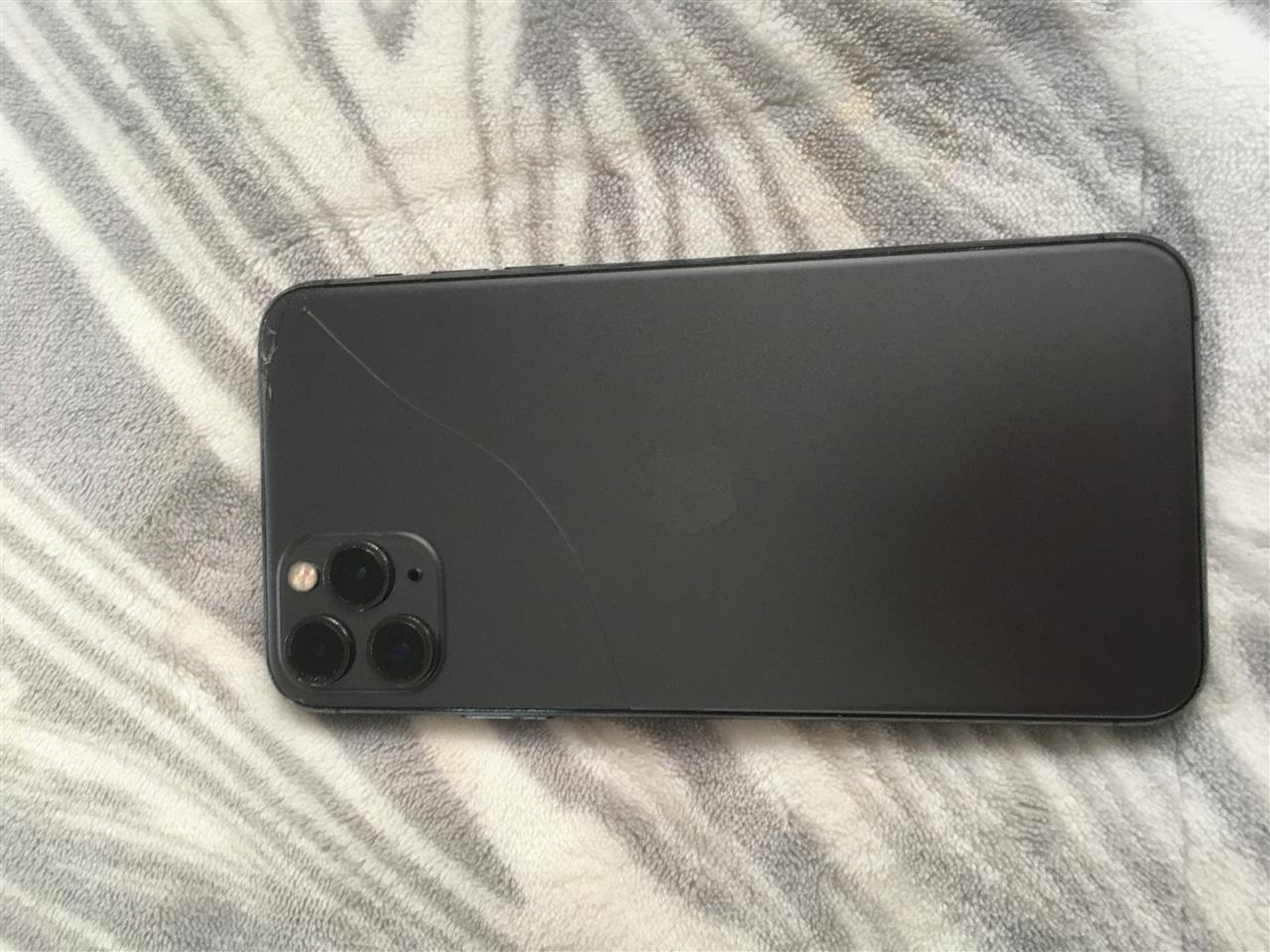 Iphone-11-Pro-Max-----