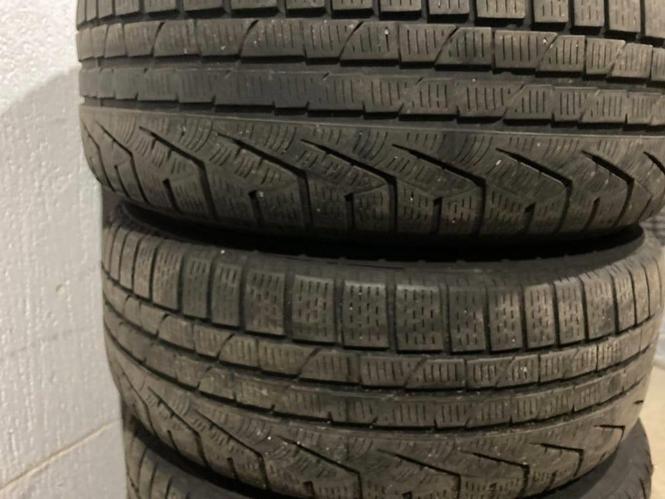 Goma per Audi