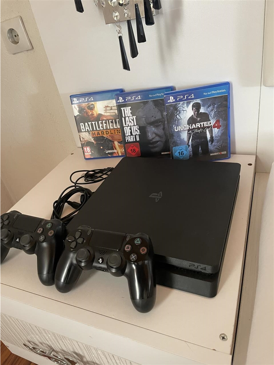 Ps4-Slim