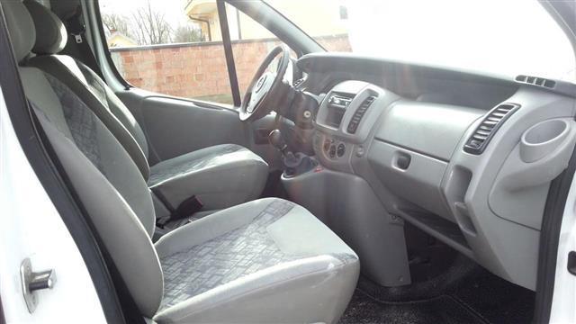 OPEL-VIVARO