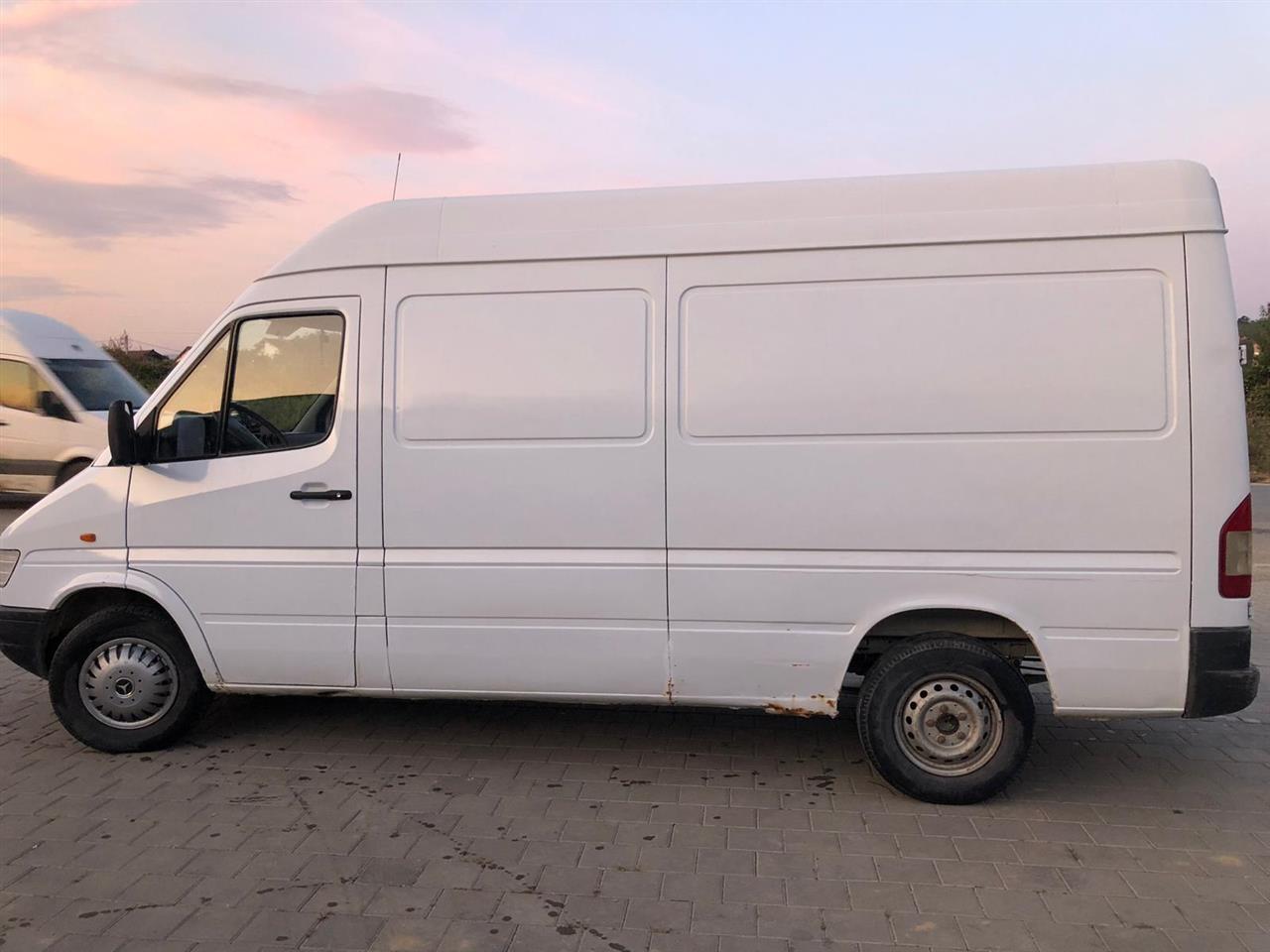 Sprinter-212d