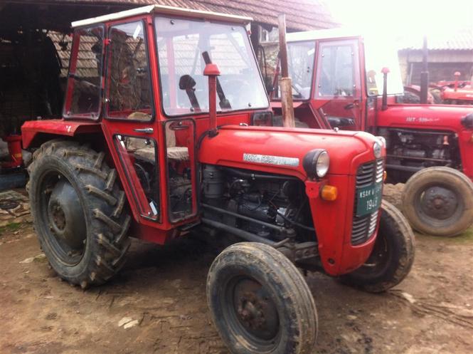 Traktor 539