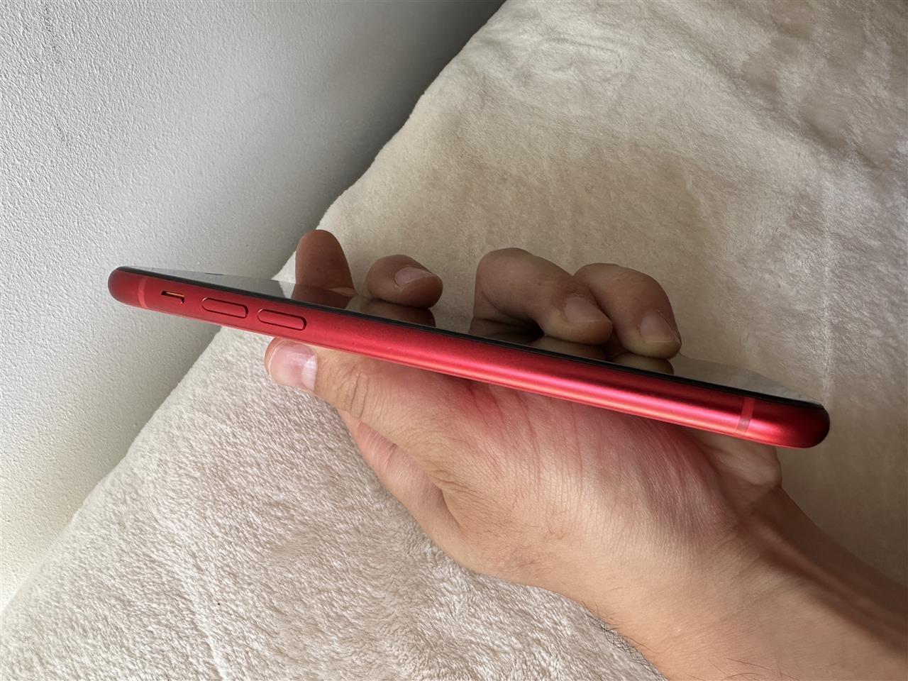 iphone-11-64GB-Red