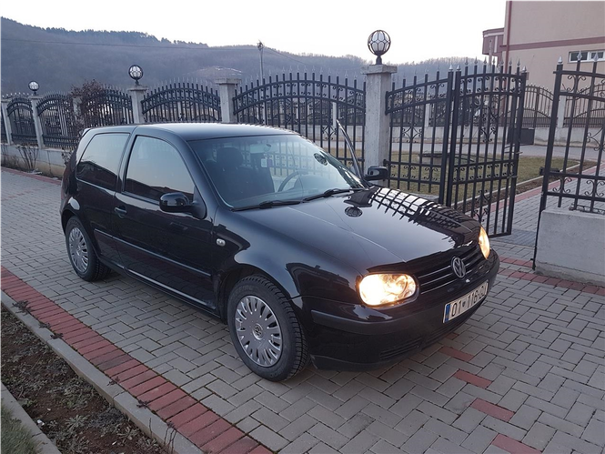 Golf 4