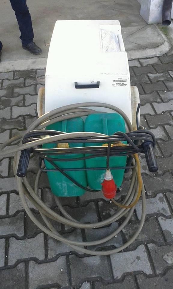 Auto-Larje-