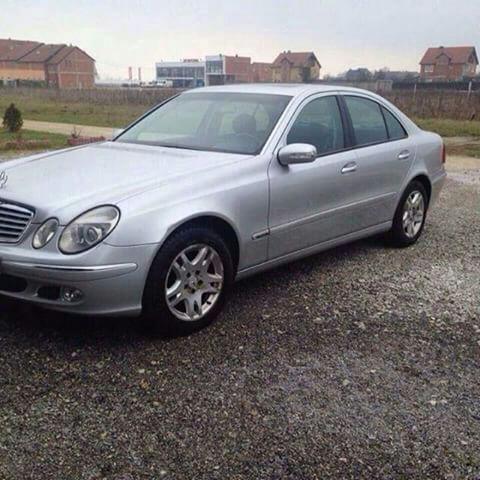 Mercedes E 270