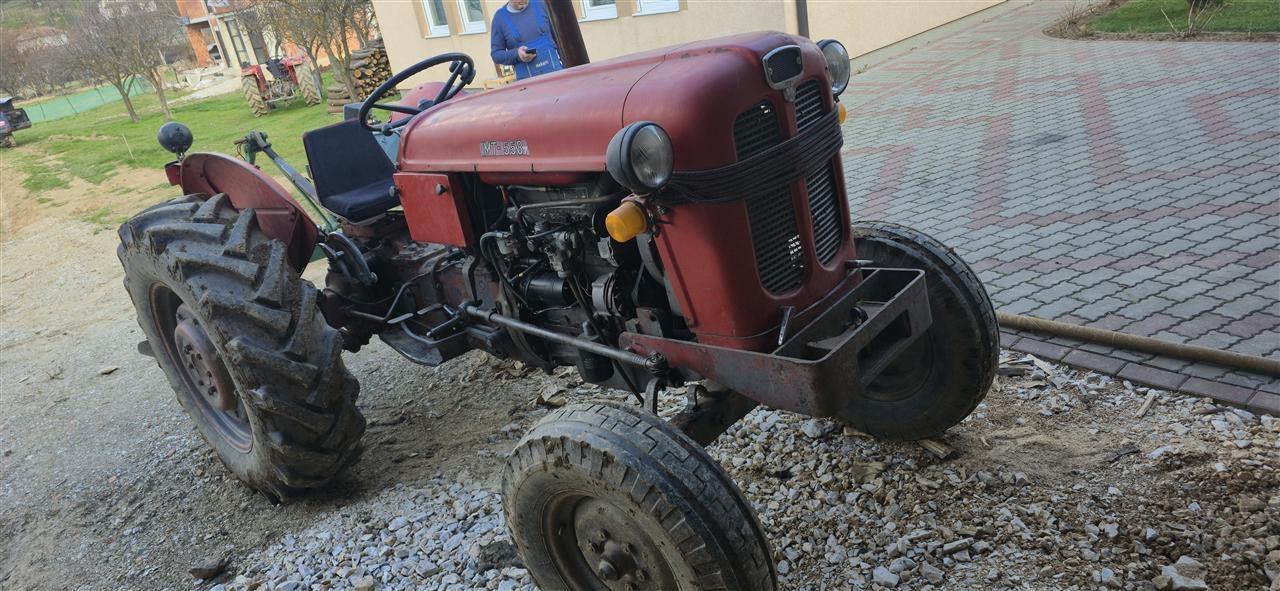 Traktor