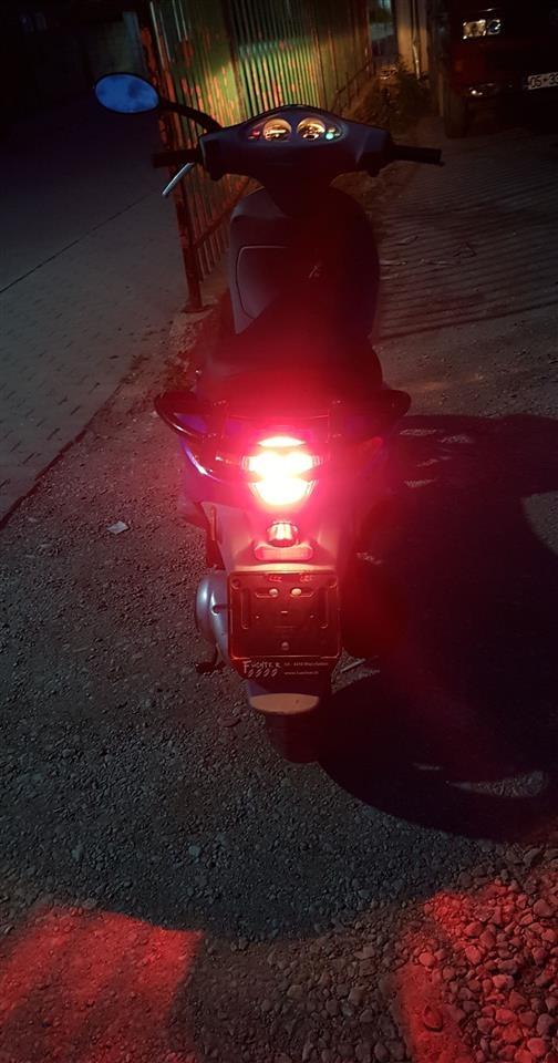 Piaggio-Fly-125