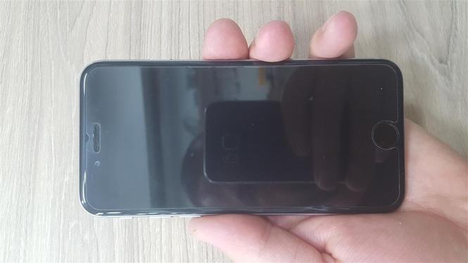 Shitet uphone 6 gllanc i ri 
