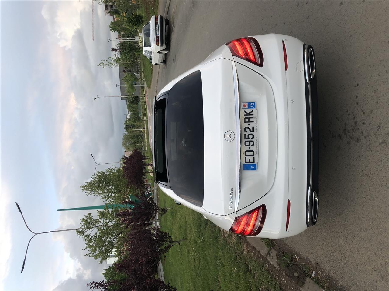 Mercedes-E220-2016