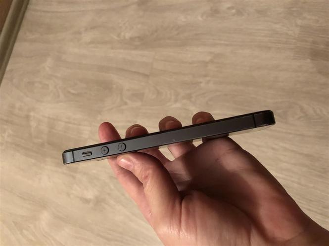 iPhone 5 