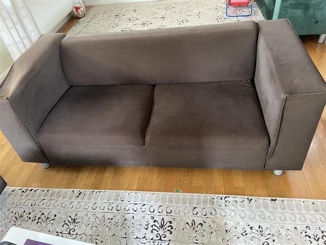shes sofa dhe jozefinen