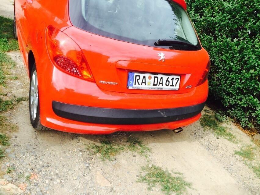 Peugeot-207--