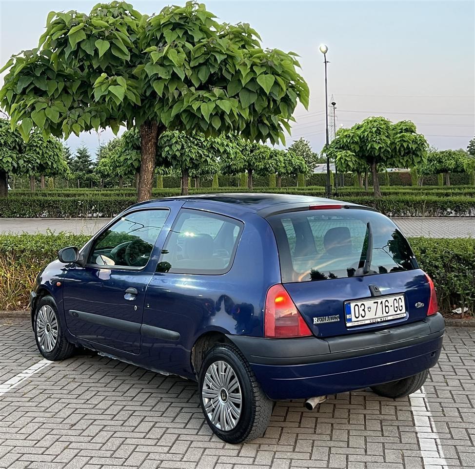 Renault-Clio-1-2-Benzin
