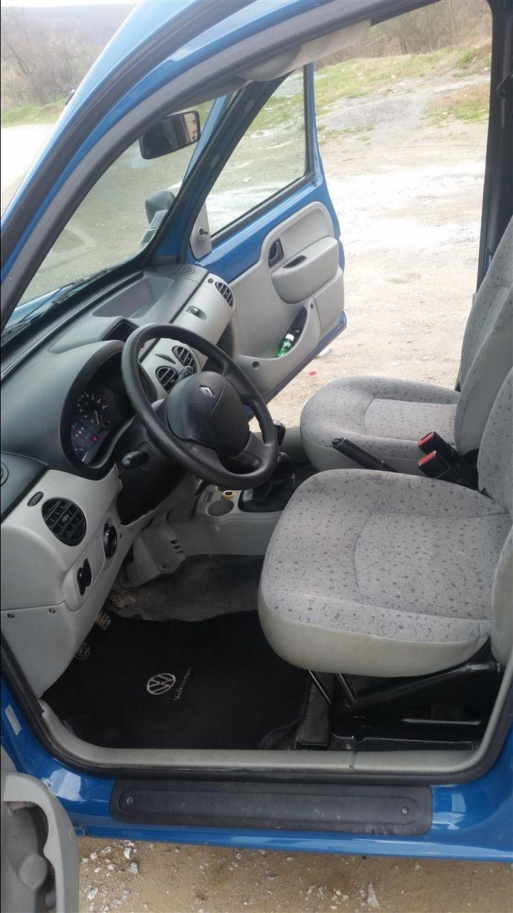 Renault-kango-shitet-
