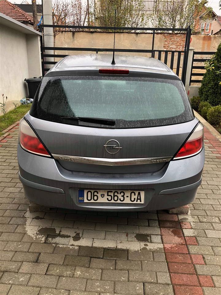 Opel-Astra