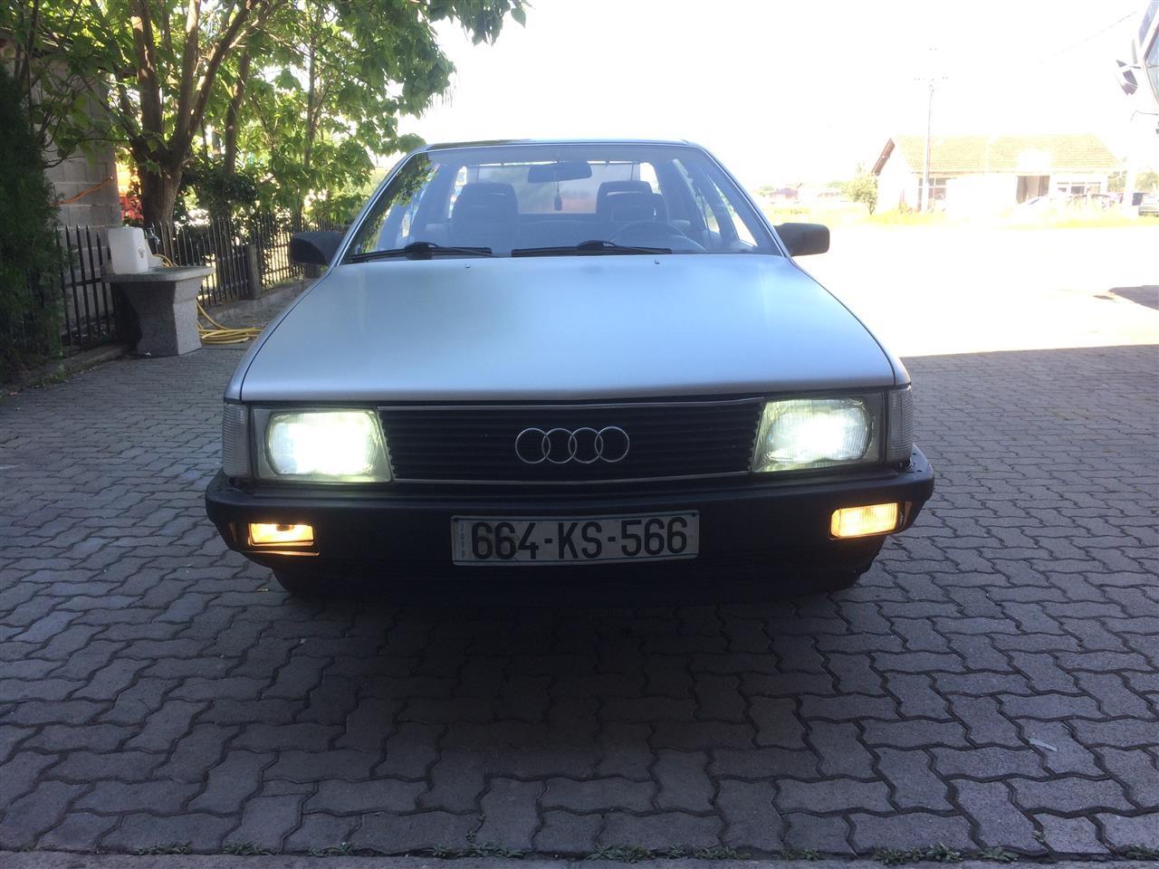 Audi-100cc-oldtimer-1984