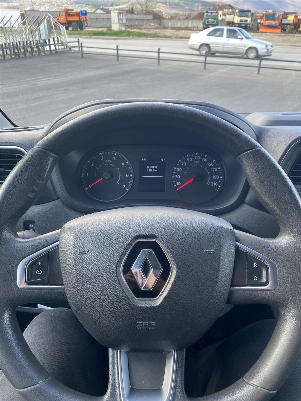 Renault-Master-