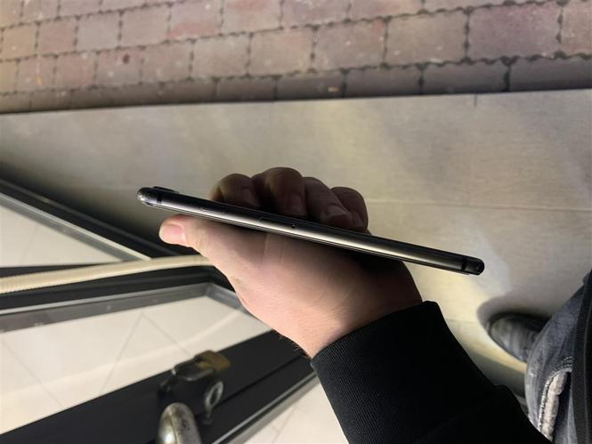 IPHONE 8PLUS 64GB 