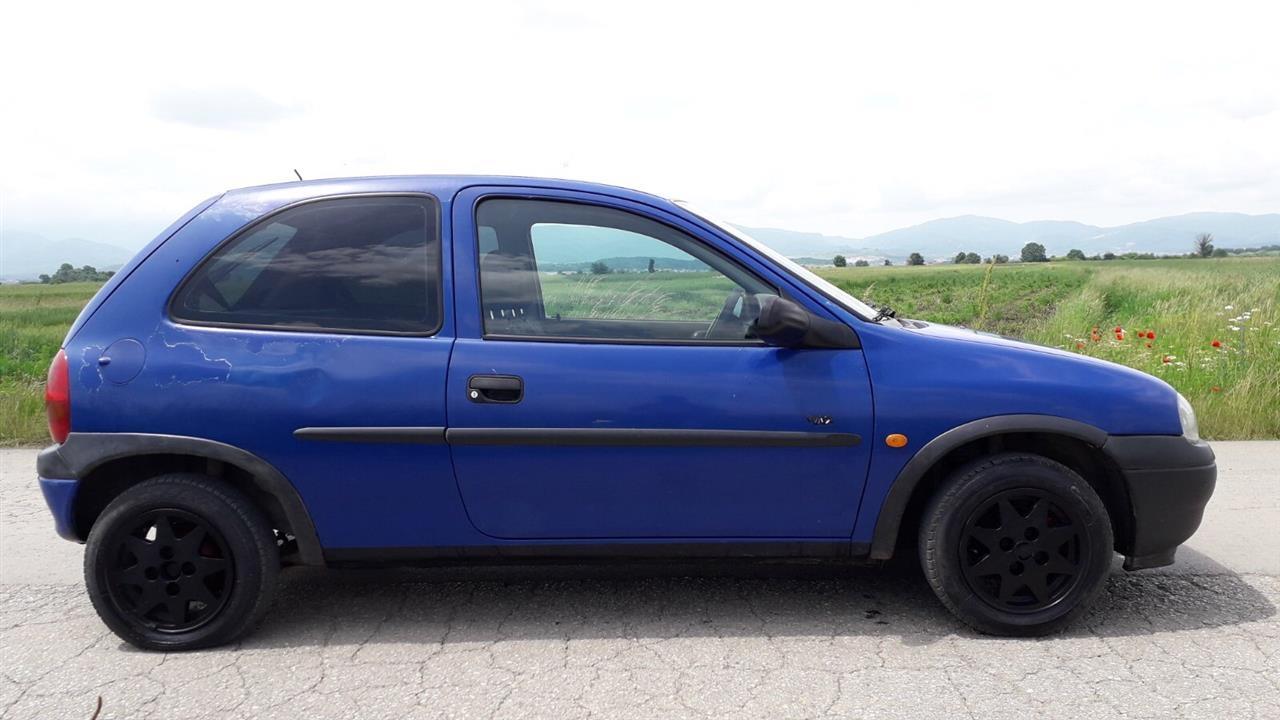 Shitet-opel-corsa-