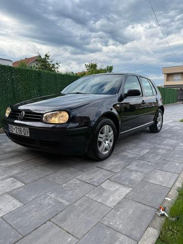 Golf 4