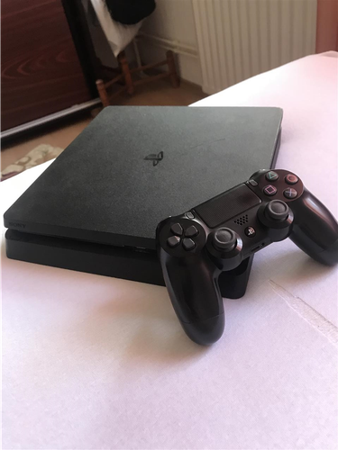 Ps4 slim
