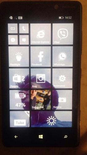 Nokia Lumia 820 
