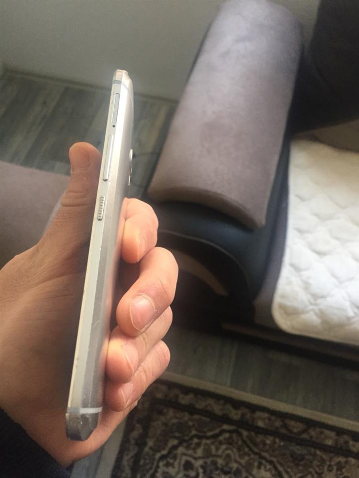 HTC-10