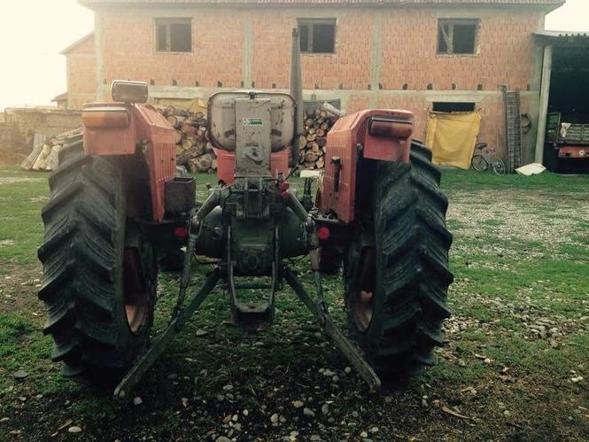 Traktor Carraro