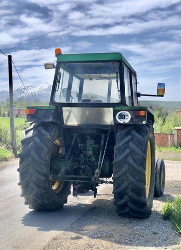 John Deere 3040 