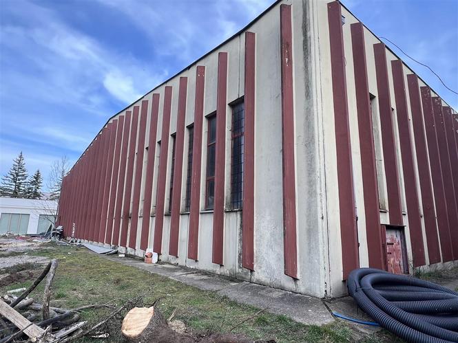 Shiten elementet e betonin 2000 m2