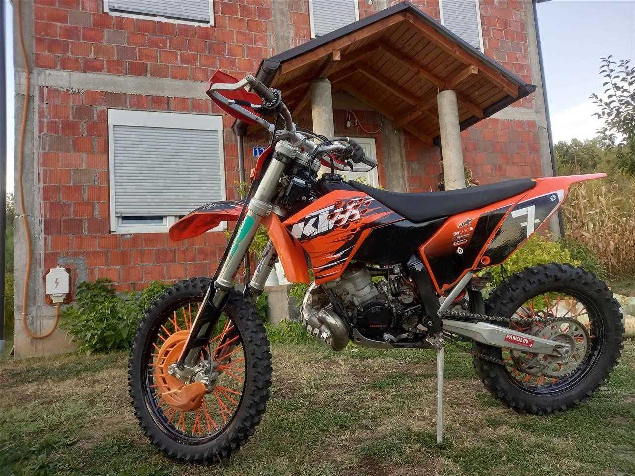 KTM-