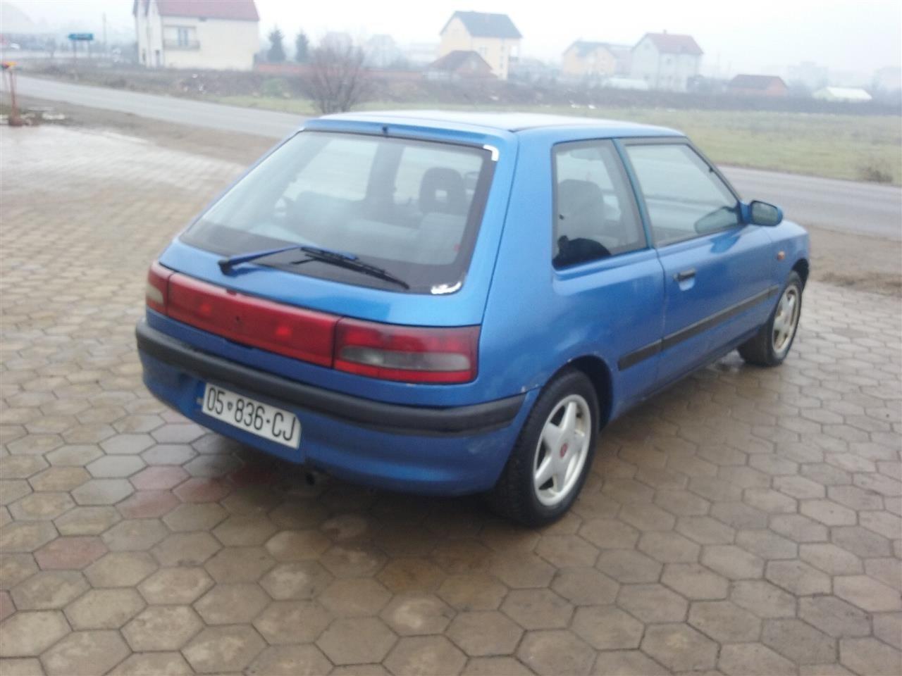 mazda323