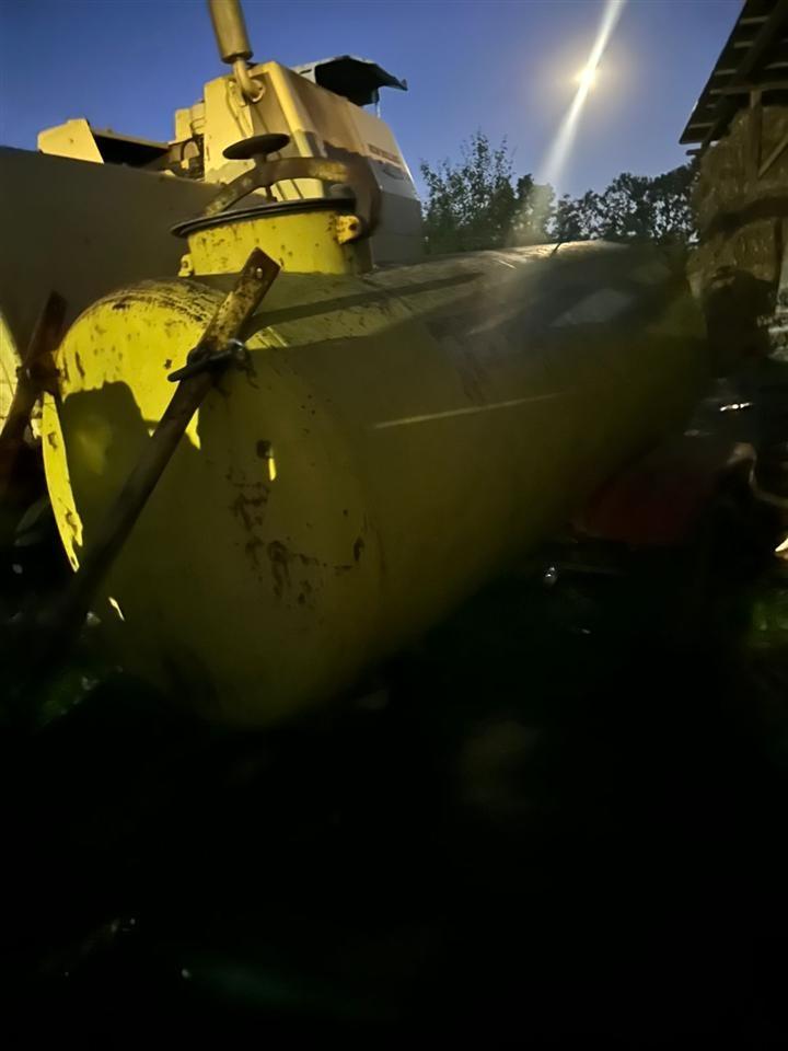 Shitet-qisterna-3500litra