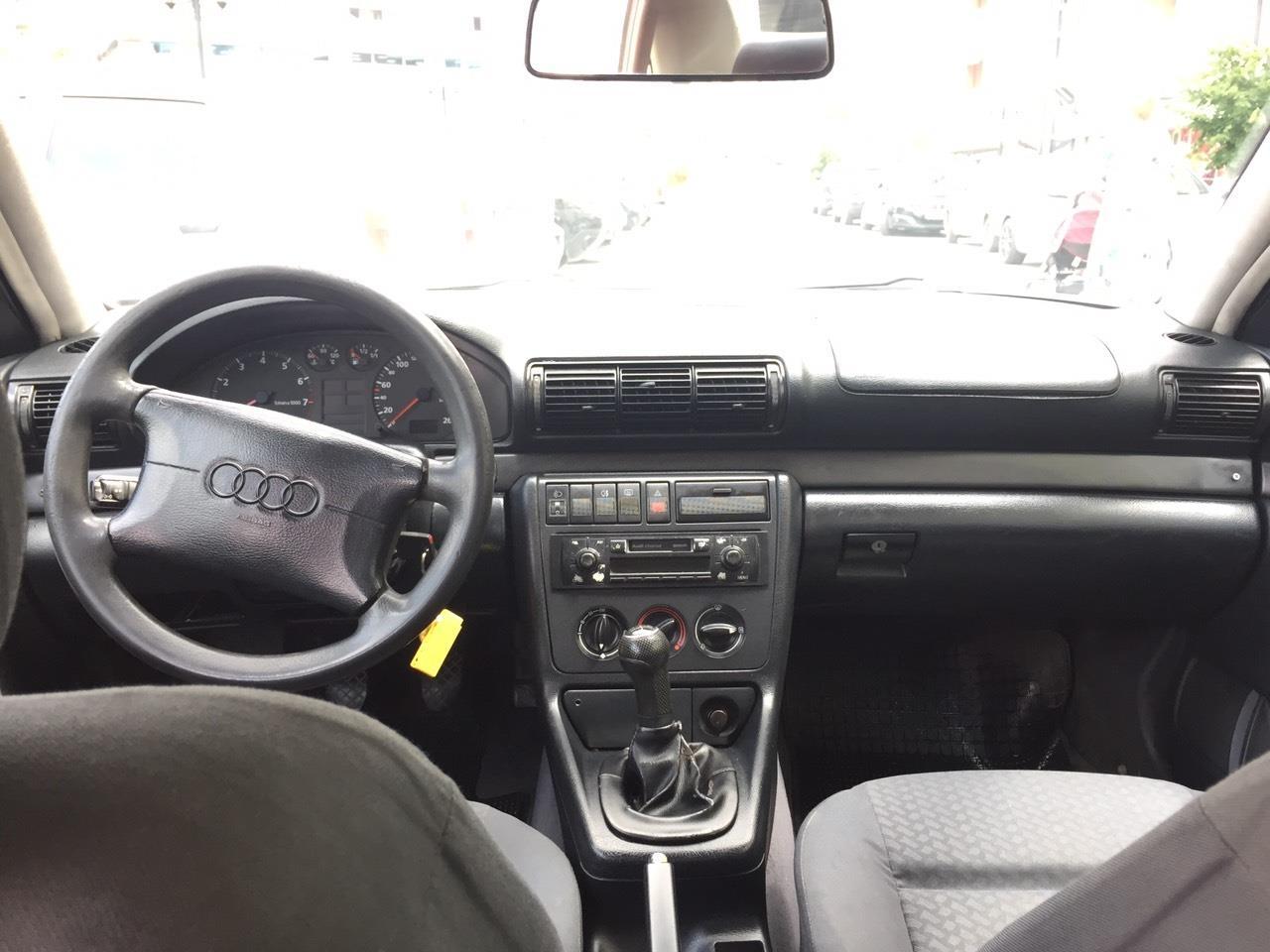 Audi-A4